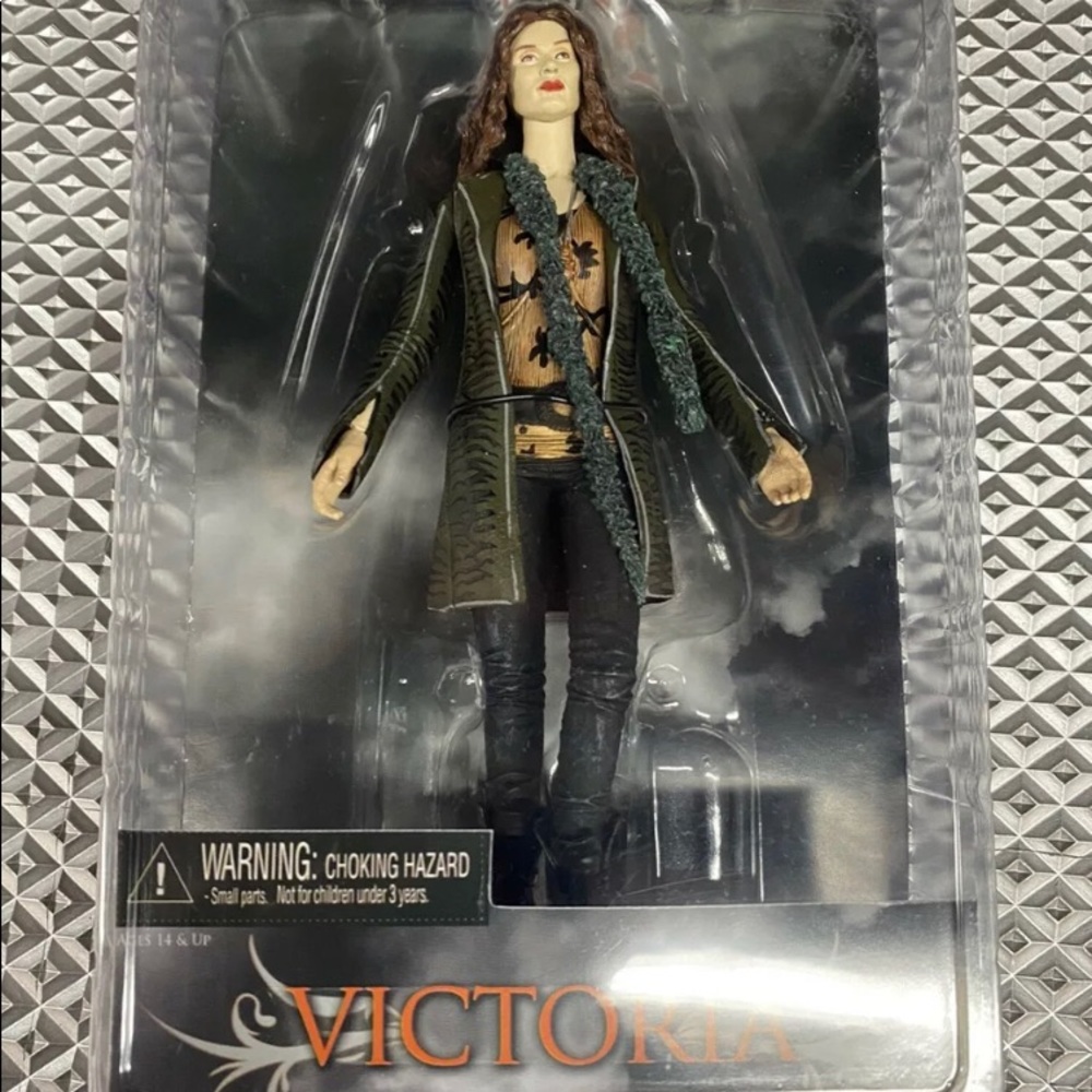 TWILIGHT Victoria Action Figure